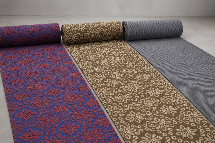 Large jacquard and performance carpet rolls